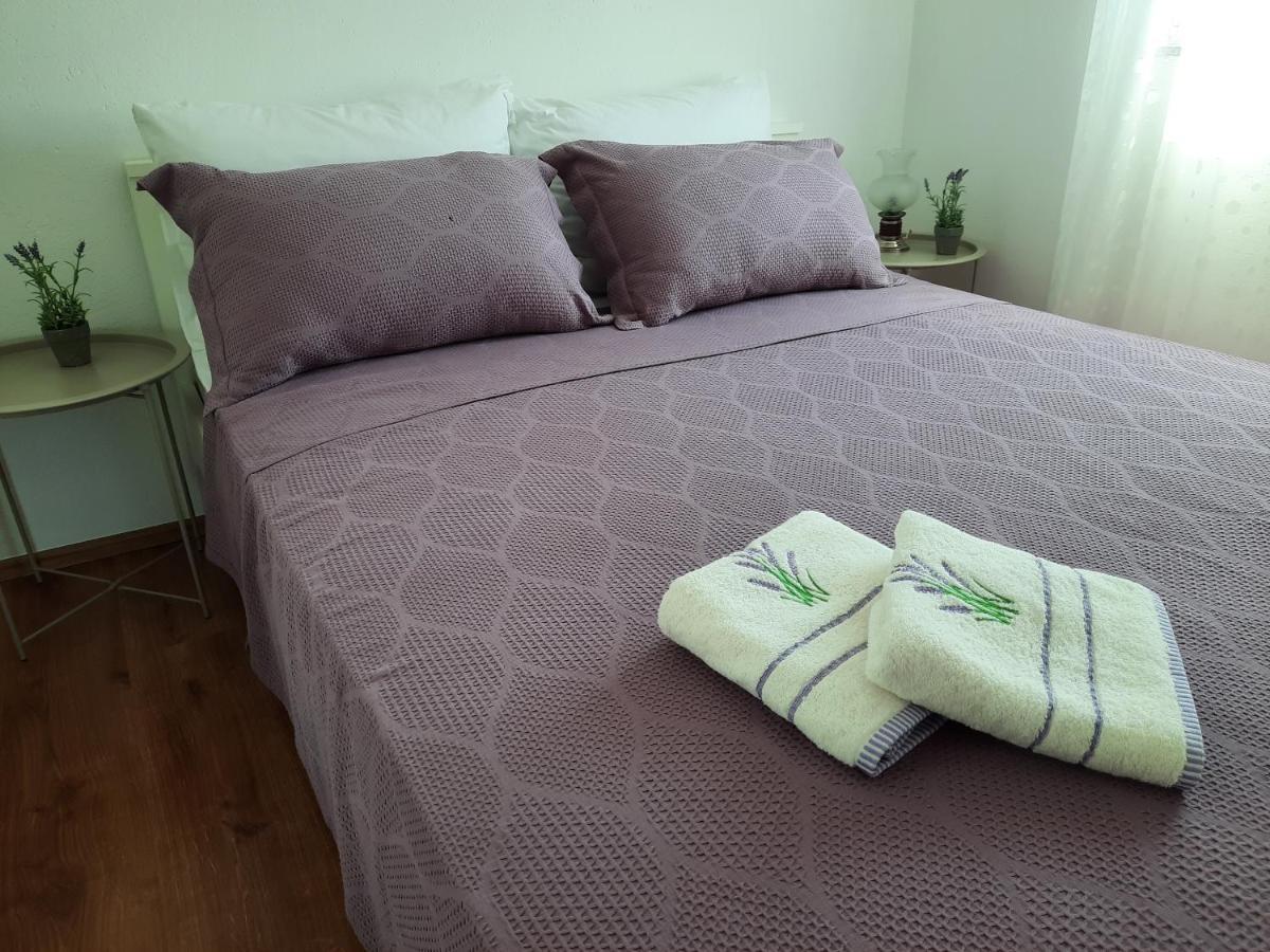 Bella Vista Apartman Komarna Kültér fotó