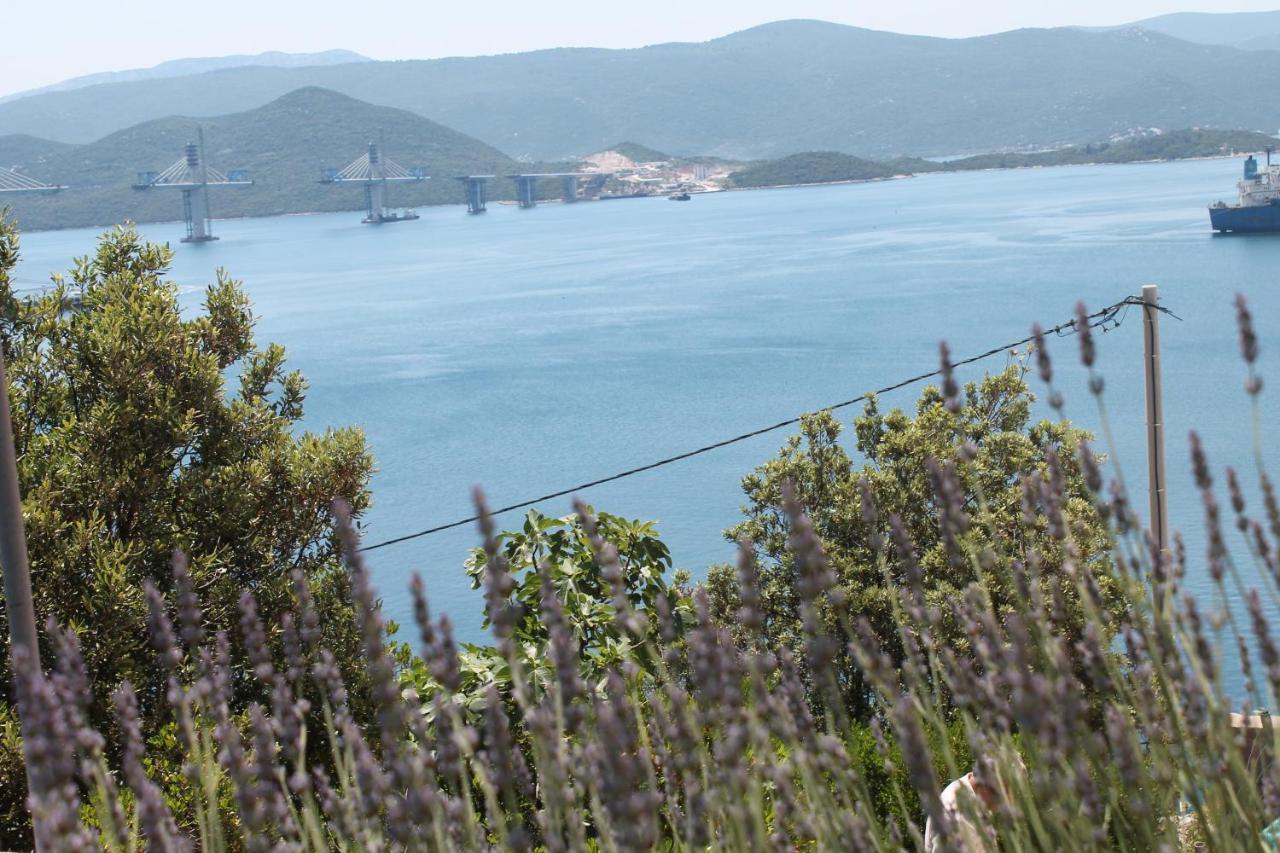 Bella Vista Apartman Komarna Kültér fotó